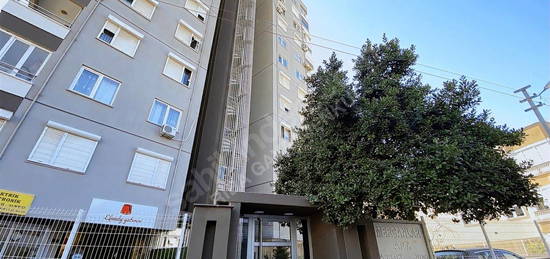 GÜZELOBA KARPUZKALDIRAN YAKINI ARAKAT DENİZ MANZARALI 2+1 DAİRE