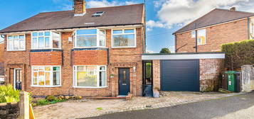 4 bed semi-detached house for sale