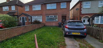 4 bedroom semi-detached house