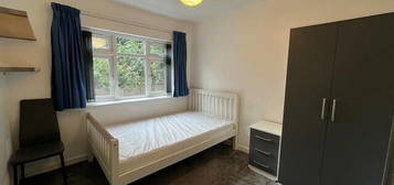 1 bedroom house share