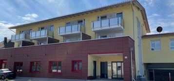Pflegegerecht möbliertes 2-Zimmer Apartment 15 im Seniorenzentrum Frontenhausen mit offener Wohnküche - Selbstbestimmtes Wohnen