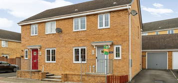 3 bed semi-detached house for sale