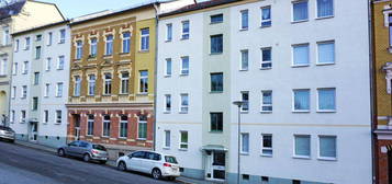 2-Raumwohnung mit Badewanne+Balkon