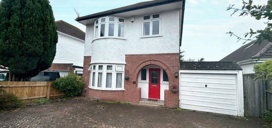 3 bedroom detached house