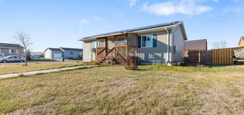 101 Maxwell Dr, Box Elder, SD 57719