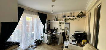 Maisonette to rent in Streatfield Road, Harrow HA3