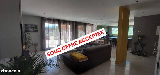 Maison 8 pièces 200 m²