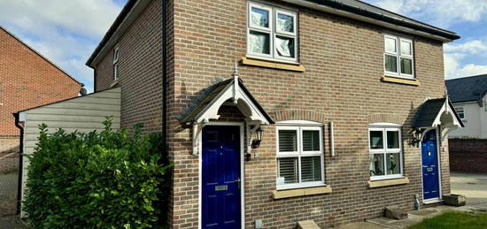 2 bedroom semi-detached house