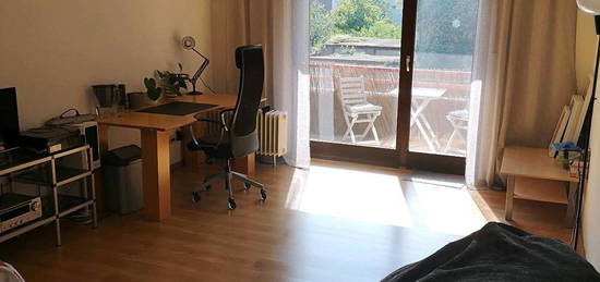 1 Zimmer Wohnung inkl EBK und Balkon  NUR AZUBIS/STUDENTEN