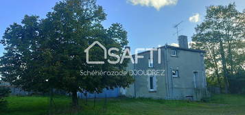 ENSEMBLE IMMOBILIER 107 M² - 2 MAISONS - GRANGE - TERRAIN 1800M²