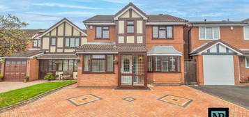 4 bedroom detached house for sale