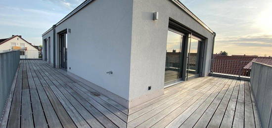 Luxuriose Penthouse-Wohnung mit großer Terrasse