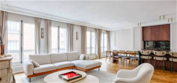 Appartement meublé  à vendre, 3 pièces, 2 chambres, 107 m²