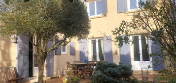 Maison  à vendre, 6 pièces, 4 chambres, 131 m²