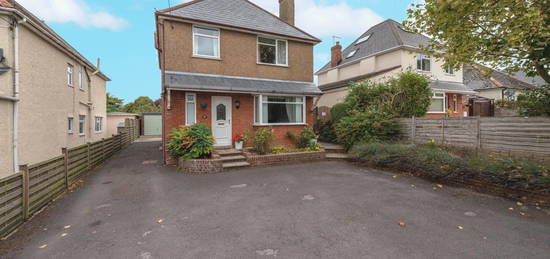 3 bed detached house for sale