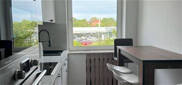 Wohnung Teilmöbliert 4 Zimmer mit Balkon in Kiel nähe Uni Lubinus