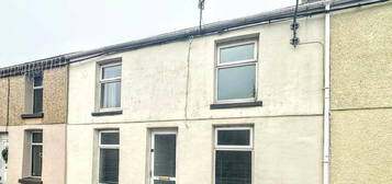 2 bedroom terraced house