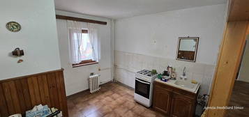 Apartament 2 camere zona Primaverii etaj 1