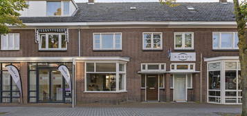 Dorpsstraat 44