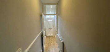 4 bedroom terraced house