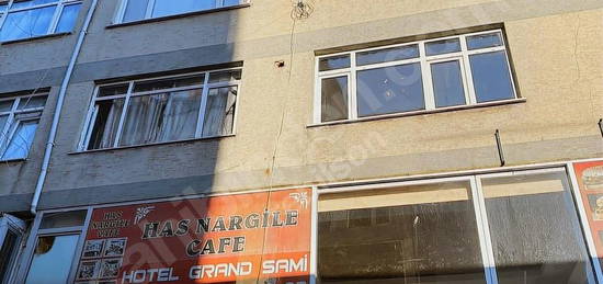 LALELİ TÜRKELİ CADDESİN DE ASANSÖRLÜ 2+1 ARA KAT SATILIK DAİRE