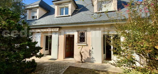 Maison 1 étage  à vendre, 6 pièces, 5 chambres, 143 m²