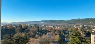Appartement traversant - 60m2 - balcon - cave
