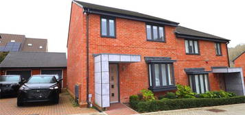 4 bedroom semi-detached house for sale