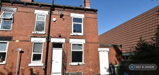 2 bedroom terraced house