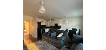 2 bed flat to rent