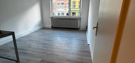 2 Zimmer Wohnung Langemarckstr