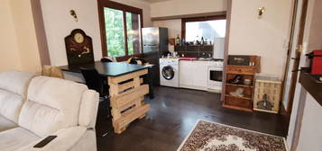 LOCATION : appartement de 2 pièces (46 m²) à MONTAILLEUR