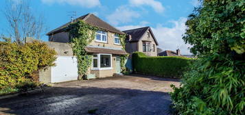 3 bed detached house for sale