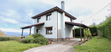 Casa o chalet en venta en  Cb-6