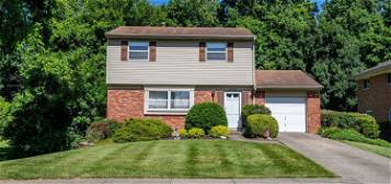 2436 Madonna Dr, Green Township, OH 45238