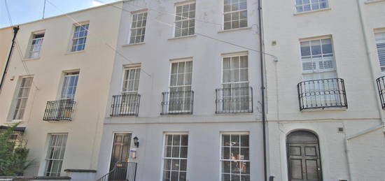 Flat to rent in Jenner Walk, Cheltenham GL50