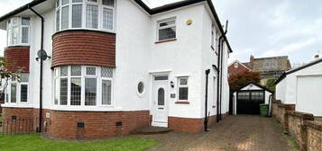 3 bedroom semi-detached house