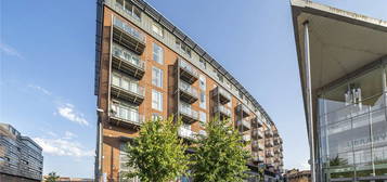 Flat for sale in The Heart, Walton-On-Thames KT12