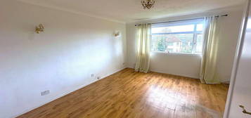 Duplex for sale in Clifford Close, Northolt UB5