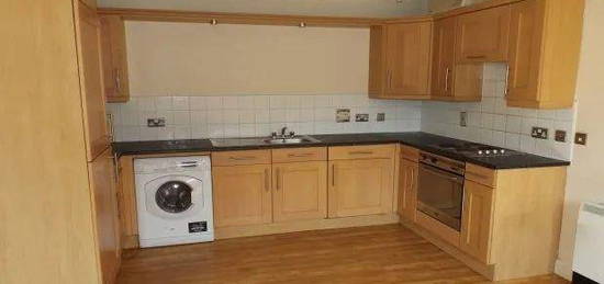 3 bedroom flat to rent