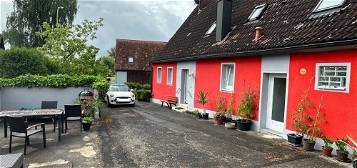 Landhaus, saniert, große Scheune, 110 m² Wohnfläche, 6 Zimmer, 690 m² Grund, OT von Lonnerstadt