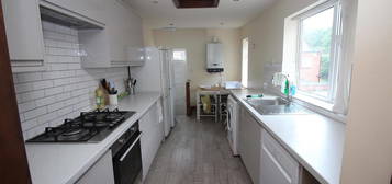 Maisonette to rent in Wolseley Gardens, Newcastle Upon Tyne NE2