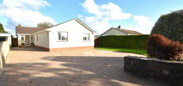 5 bedroom bungalow to rent