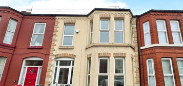 4 bed terraced house for sale