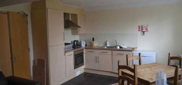 4 bed shared accommodation to rent