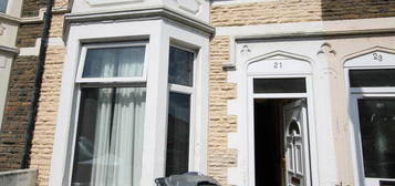 4 bedroom terraced house