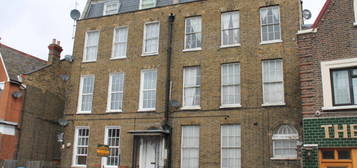 2 bed flat to rent