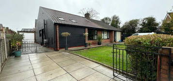 2 bedroom semi-detached bungalow for sale