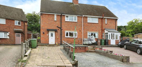 3 bed semi-detached house for sale