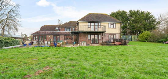 7 bed detached house for sale